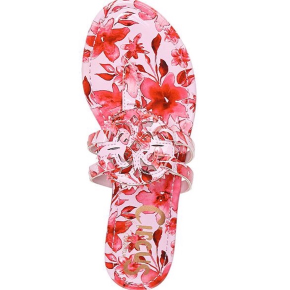 NIB: Sam Edelman Medallion Sandals Retro Red - Picture 3 of 4